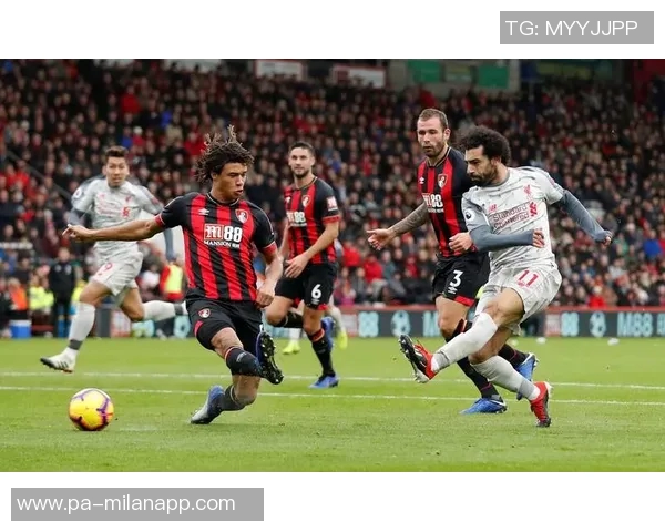 曼联冲击前五名海报发布芒特独自亮相对阵伯恩茅斯